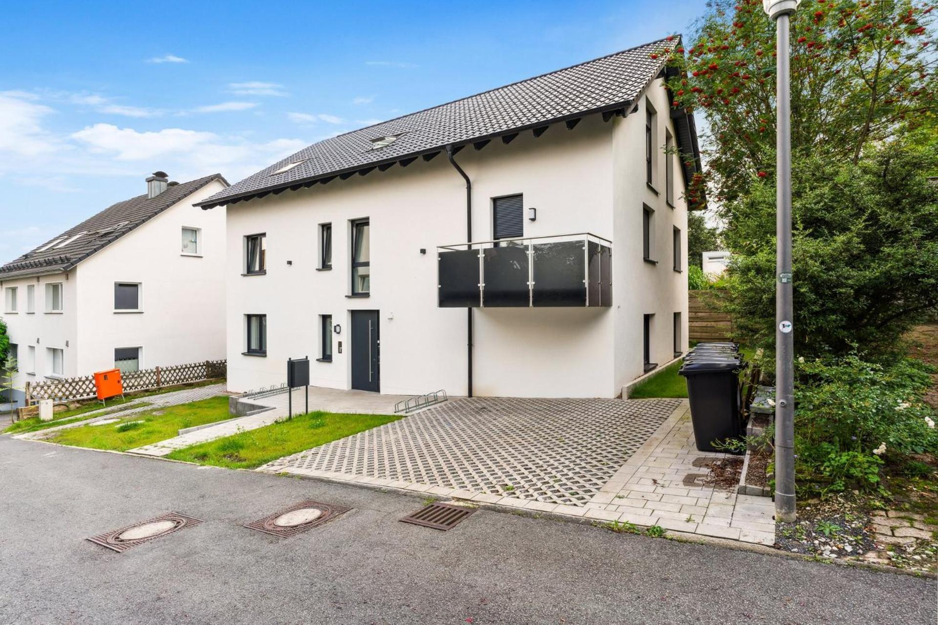 Deluxe Apartment In Bielefeld City Mit Parkplatz Und Terrasse Exteriör bild